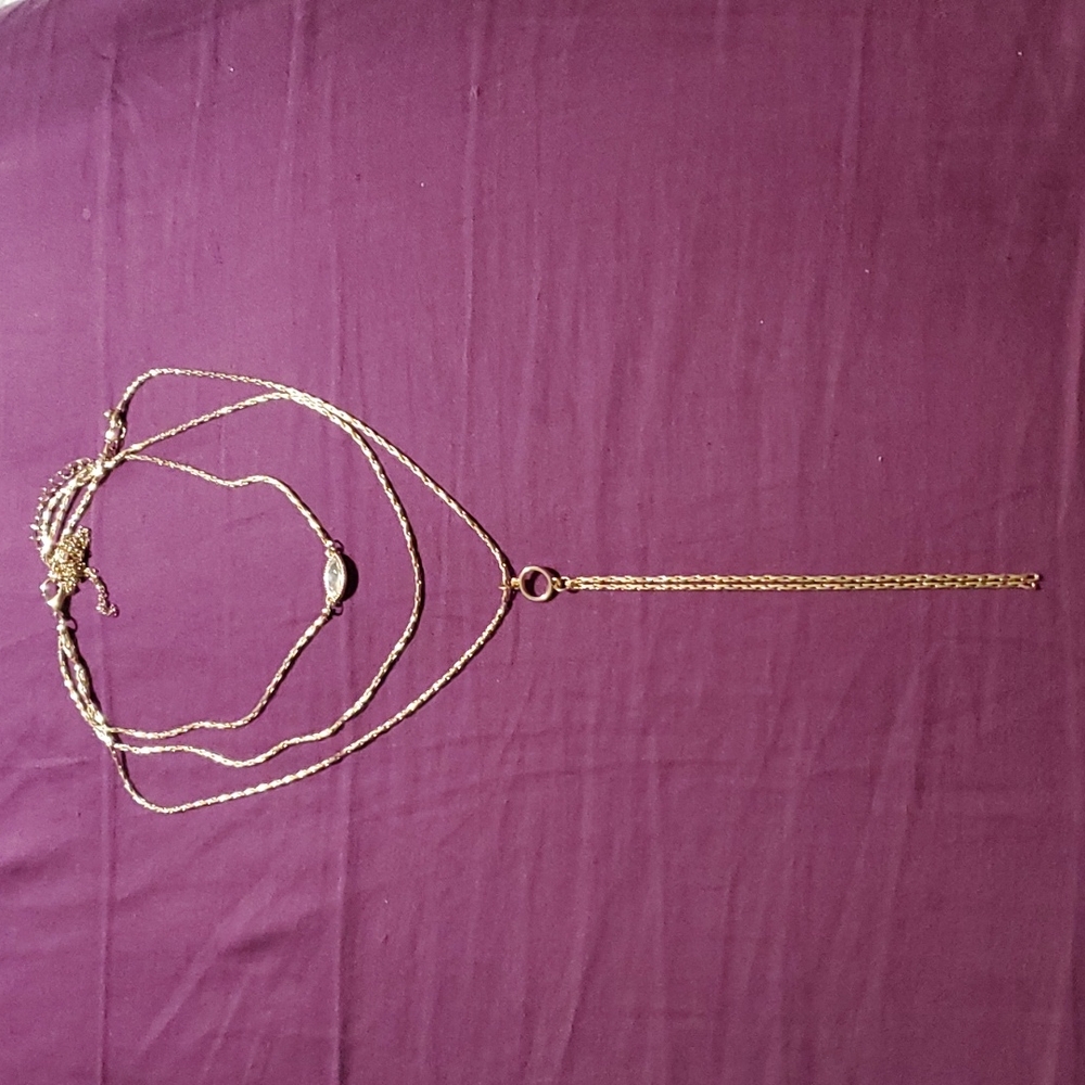 Necklace in 3 chains (gold w/diamond)